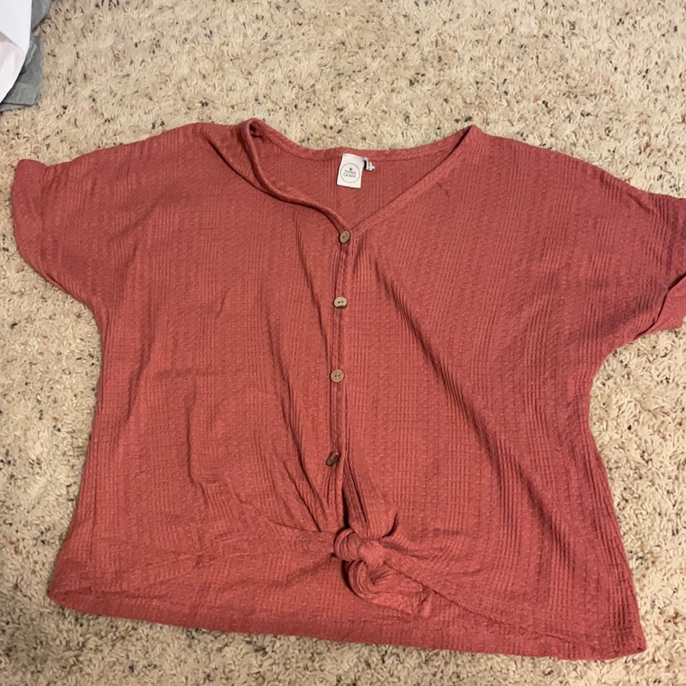 Crop t